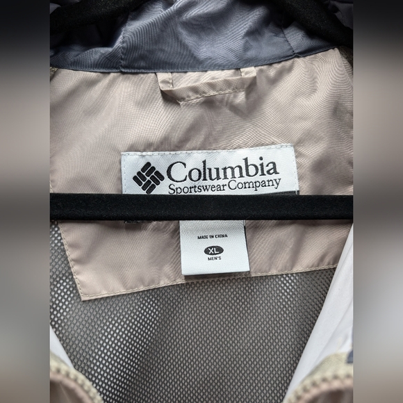 Men's Columbia windbreaker - Picture 3 of 11